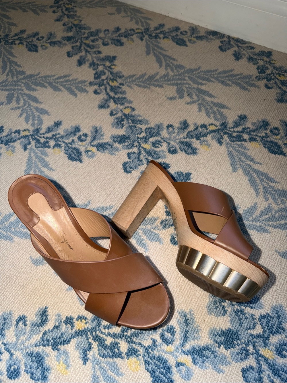 Salvatore Ferragamo Agira Brown Leather Wooden Platform Slide Sandals 8